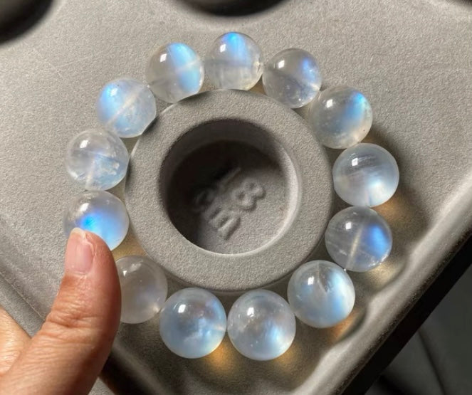 16-17MM Natural Rainbow blue moonstone beaded bracelet