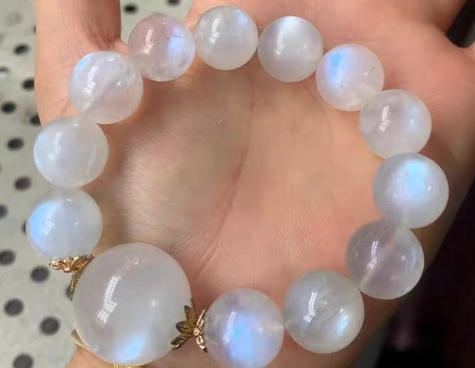 15MM Natural Blue Flashlight White moonstone beaded bracelet