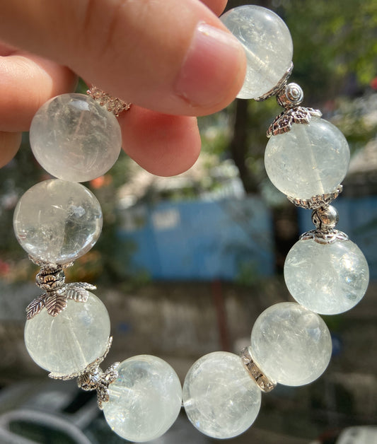 Light green asai quartz Crystal beaded bracelet 16mm