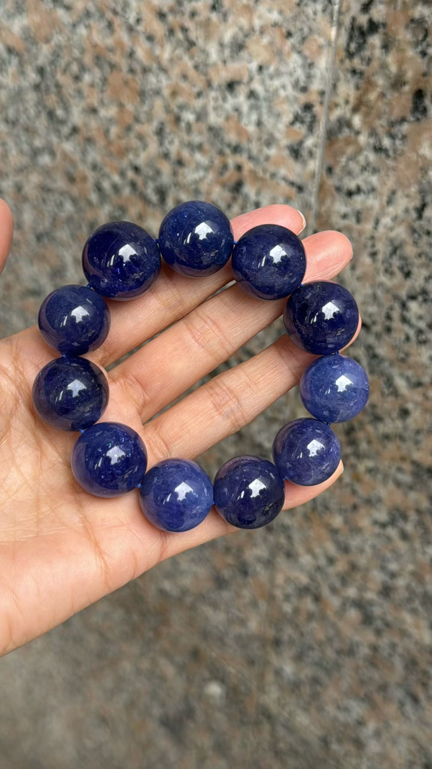 Blue tanzanite beaded bracelet