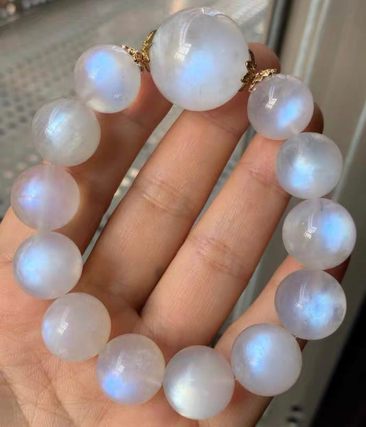 15MM Natural Blue Flashlight White moonstone beaded bracelet