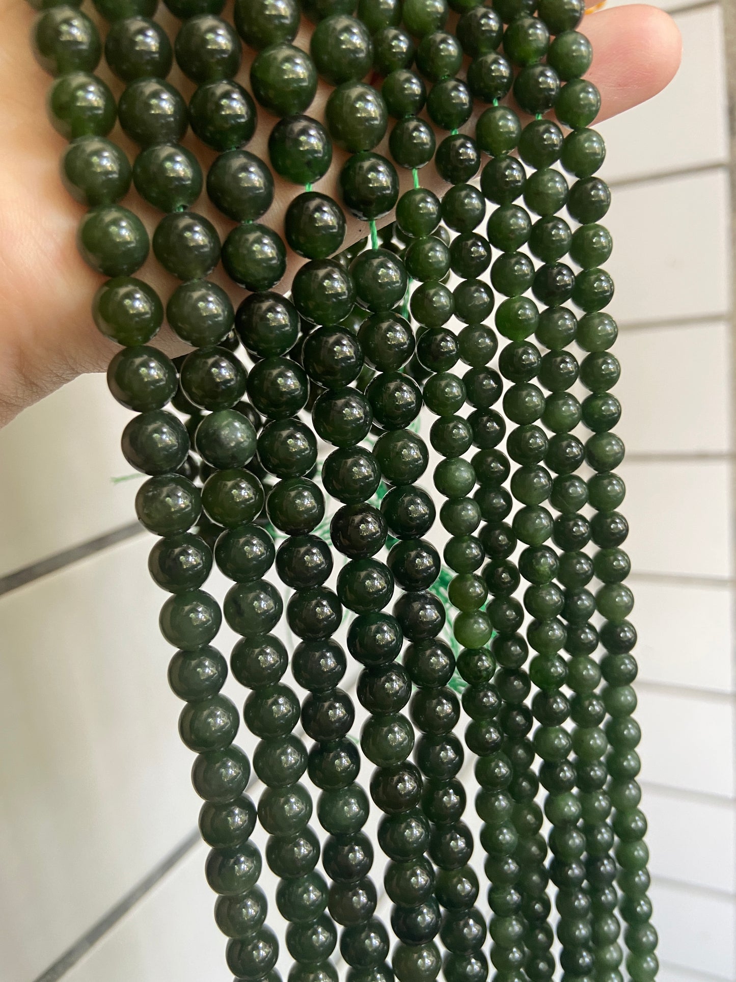 Natural Genuine Canada Green Jade Round Beads,6mm 8mm 10mm Natural and Smooth Round Beads,15 one Full Strand