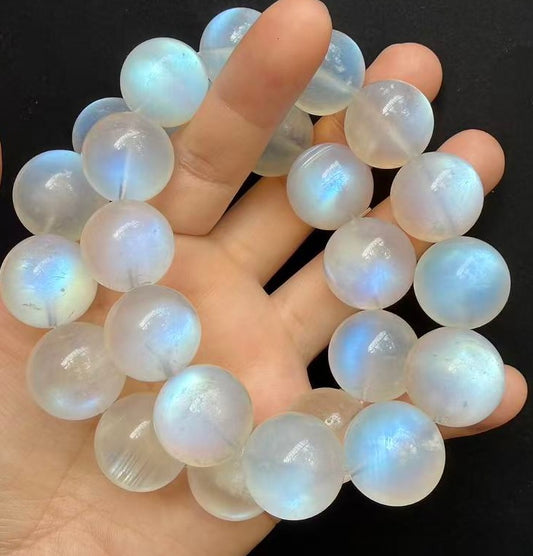 20mm Natural Blue Flashlight white moonstone beads bracelet