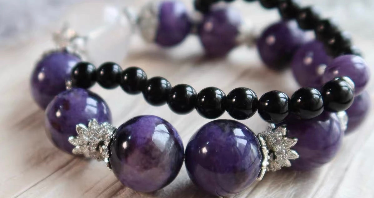 Natural Charoite purple and obsidian handmade beads bracelet