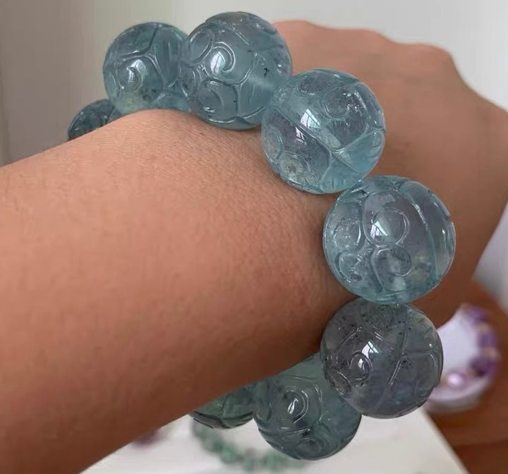 20mm Natural Black Starlight Aquamarine Carved beaded bracelet